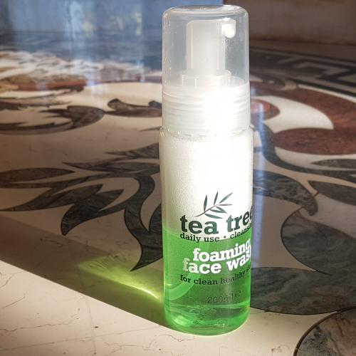 tea tree foaming pianka do mycia twarzy 200ml