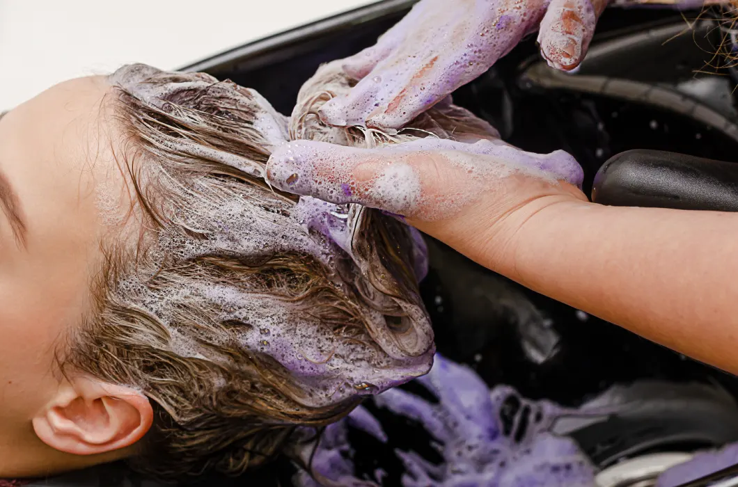 fioletowy szampon po farbowaniu