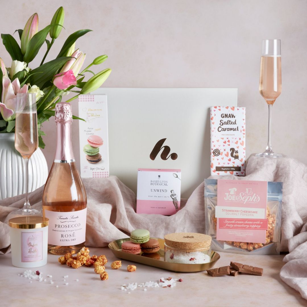 pamper hampers uk