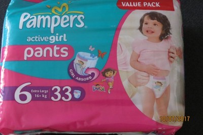 pampers dla dziewczynki